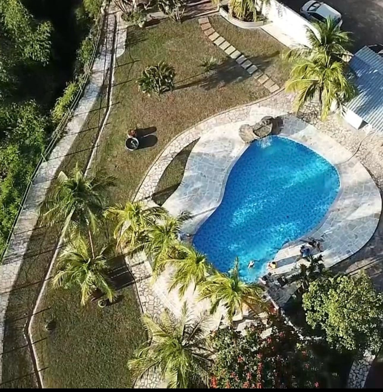 WhatsApp Image 2025-04-25 at 16.36.05 (3)